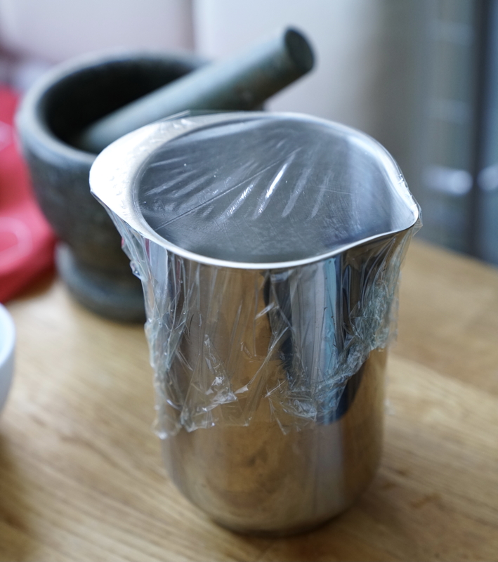 Täck över och kyl eggnog
